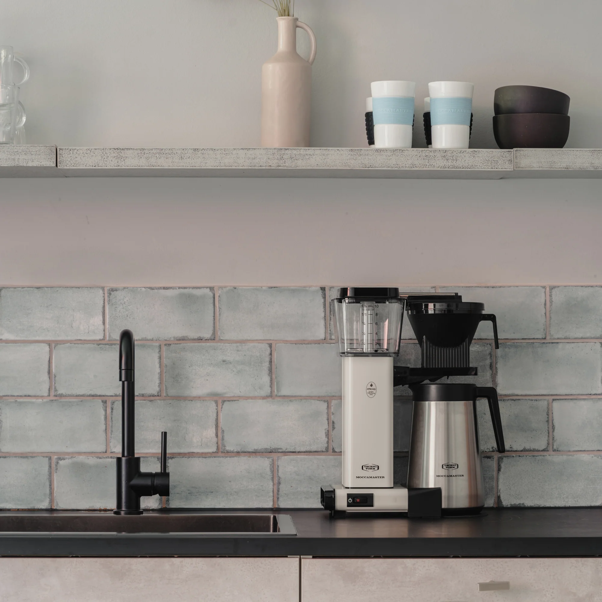 Moccamaster KBGT Off White mit Thermoskanne